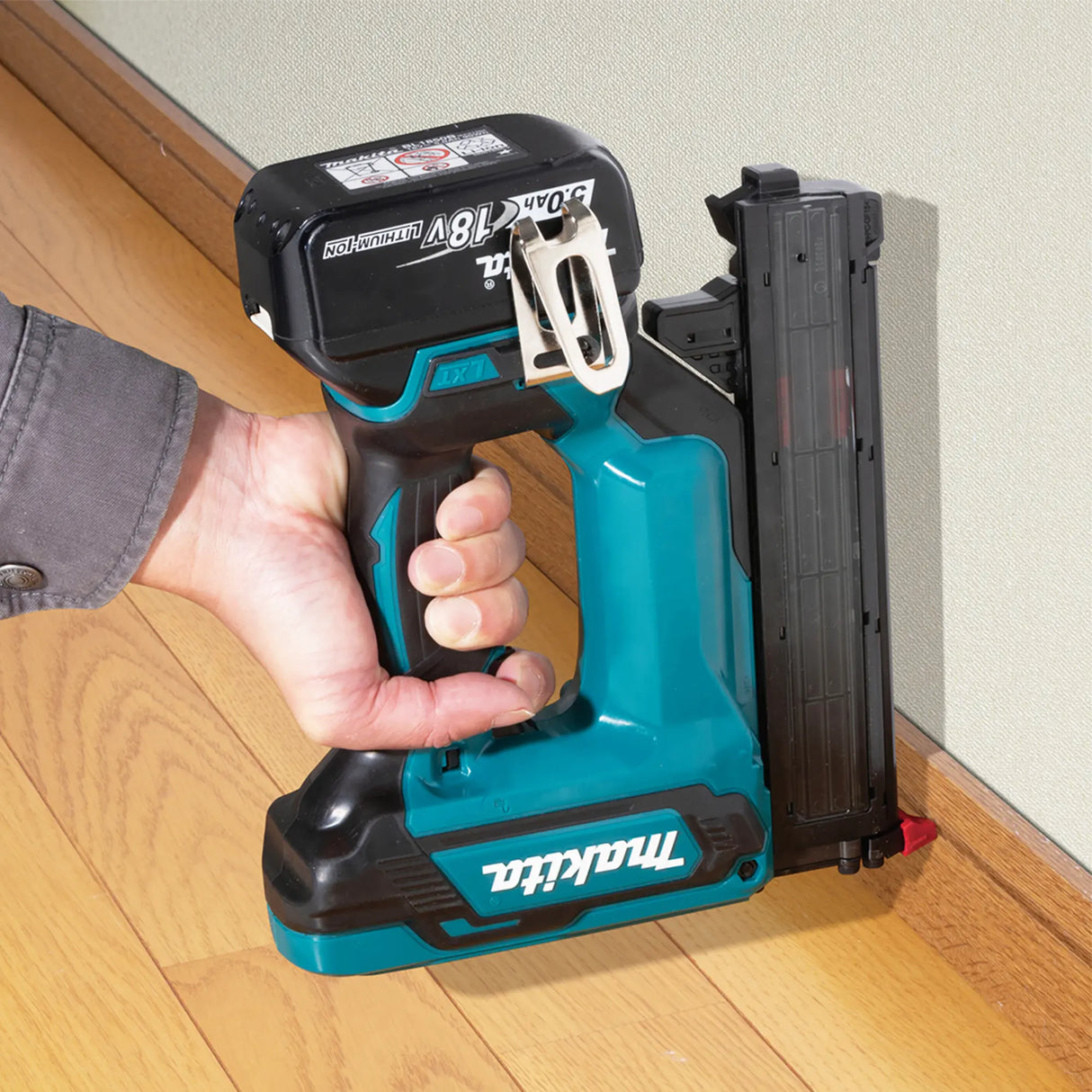 Groppinatrice Makita DFN350RTJ 18V 5Ah