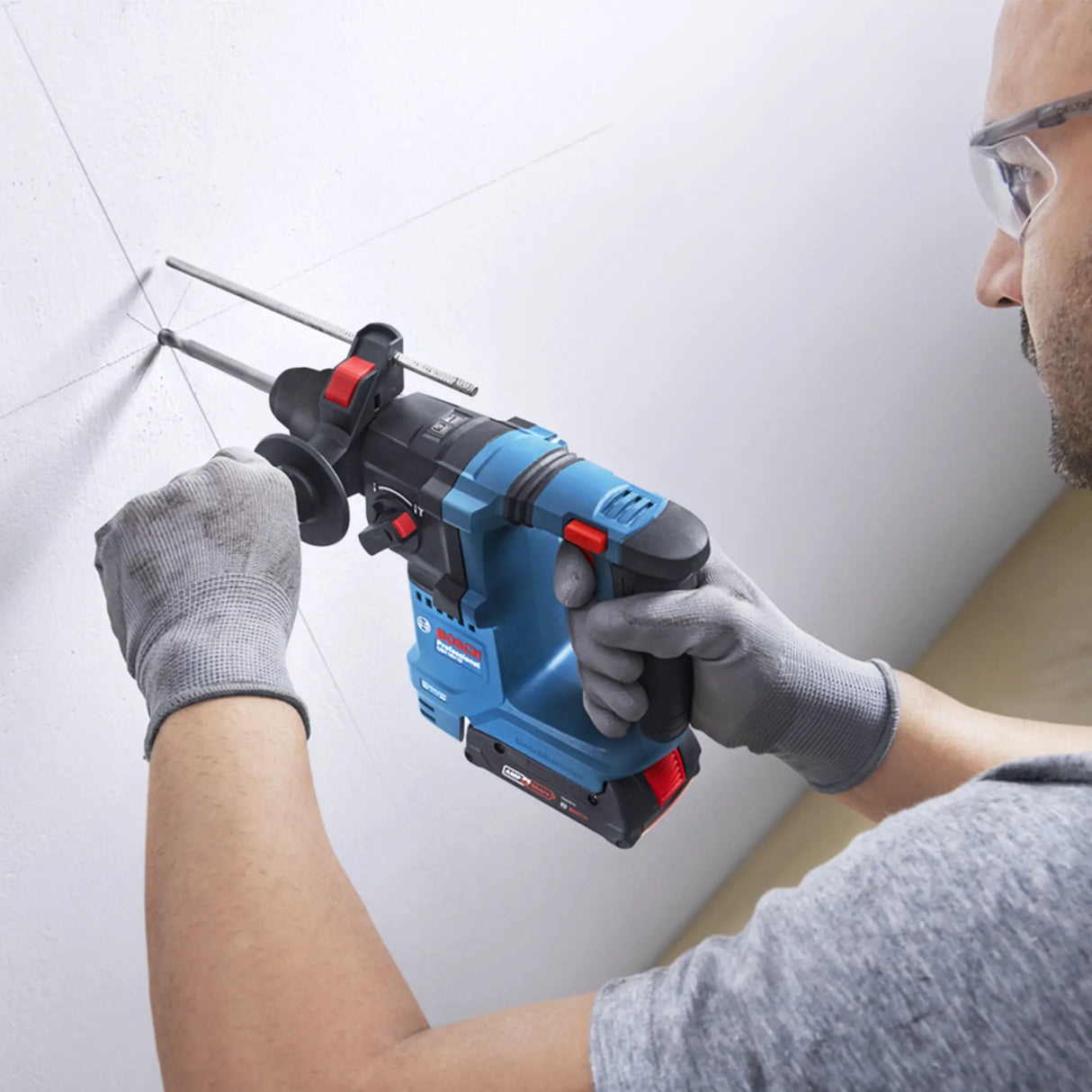 Tassellatore Bosch GBH 18V-18 2Ah SDS Plus