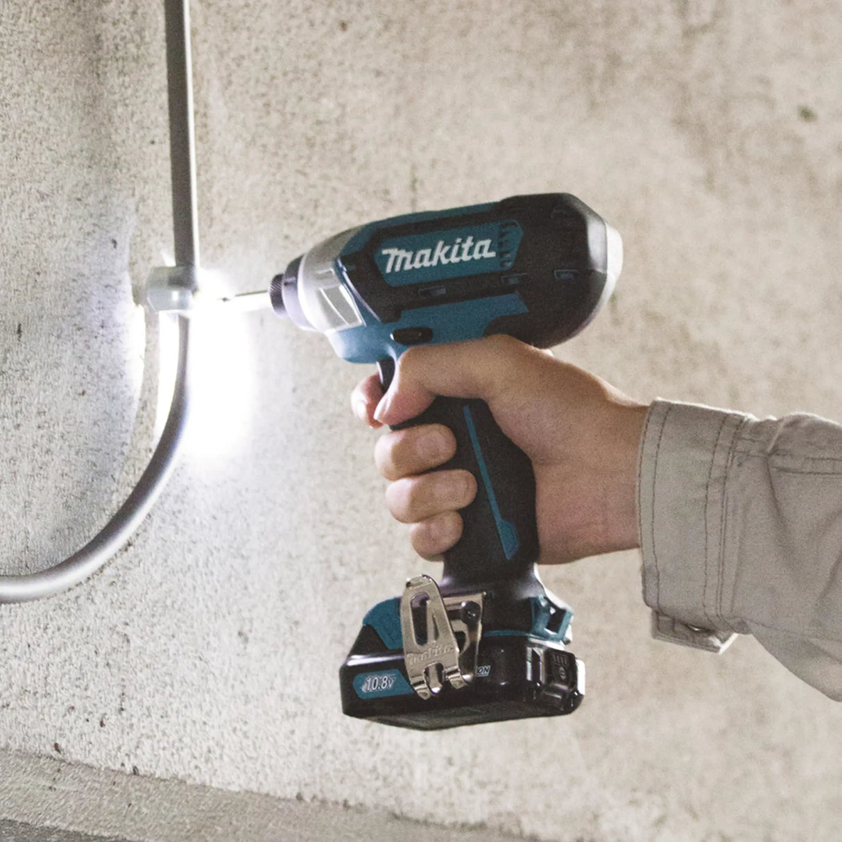 Avvitatore ad impulsi Makita TD110DZJ 12V