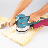 Levigatrice orbitale Makita BO6030JX 310W