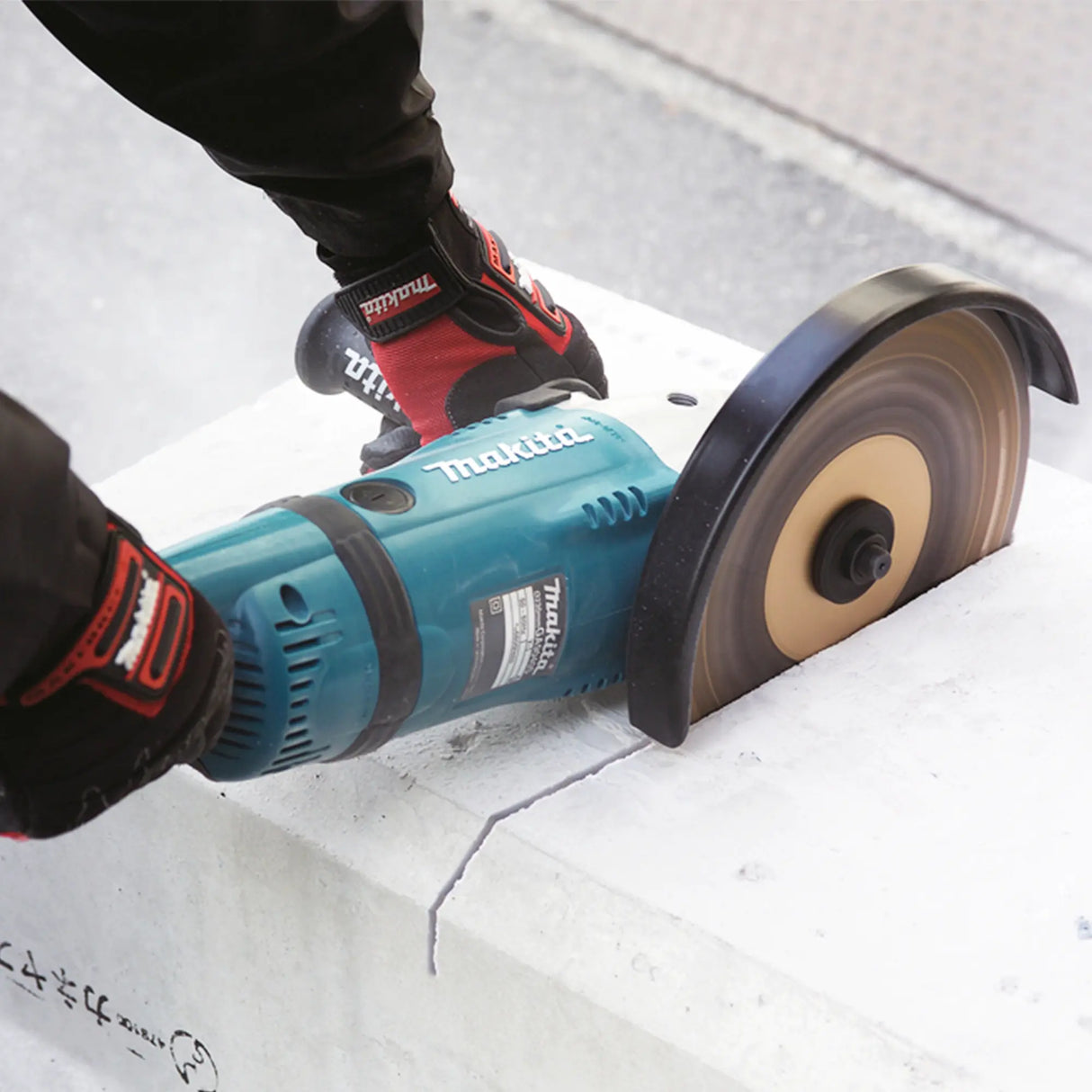 Grinder Makita GA9040R 2600W