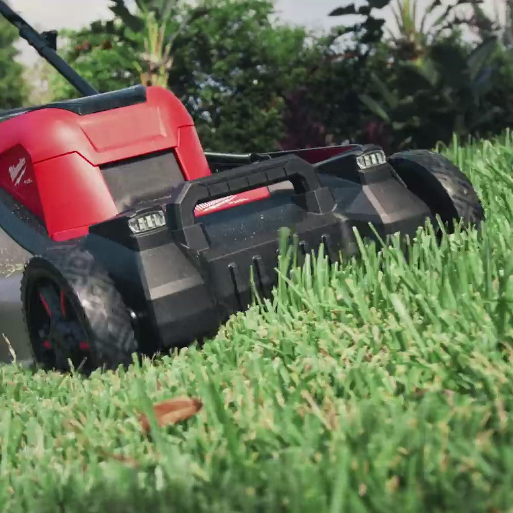 Lawnmower Milwaukee M18 F2LM53-122 18V 12Ah